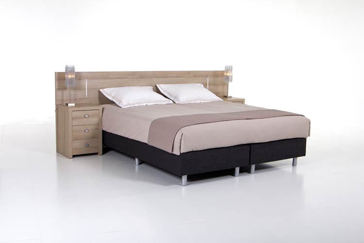 Adana-ei-60-met-box-LR