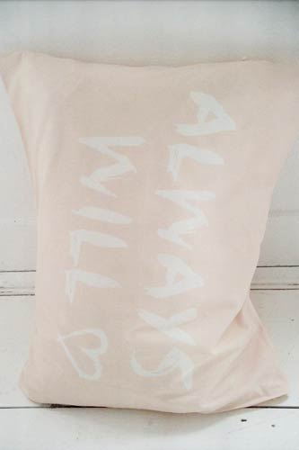 VT-Lazy-Always-Will-Nude-bewerkt