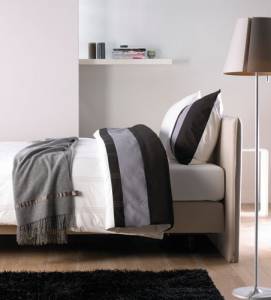 AUP_Quattro_black