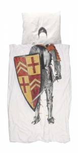 KNIGHT PACKSHOT