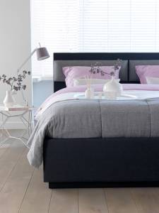 DUET_CHARCOAL_PILLOW_FRONT