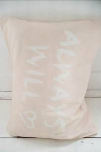VT-Lazy-Always-Will-Nude-bewerkt
