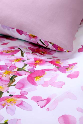 131016_Emmi-pink-BBG-V14-05-8005