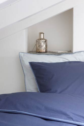 Feston-jeans-blue-pillowcase